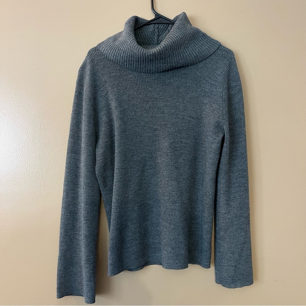 Mercer & Madison Gray Cowl Neck 100% Italian Merino Wool Sweater size Large - Picture 2 of 8